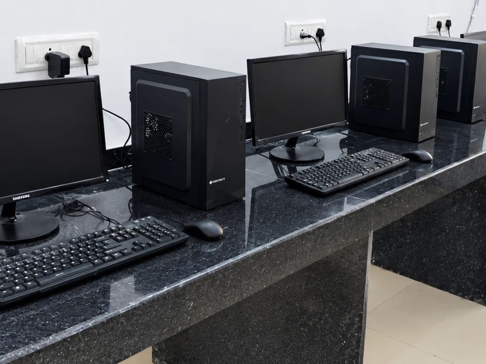 Little Rock English High School & Jr.College Computer Lab